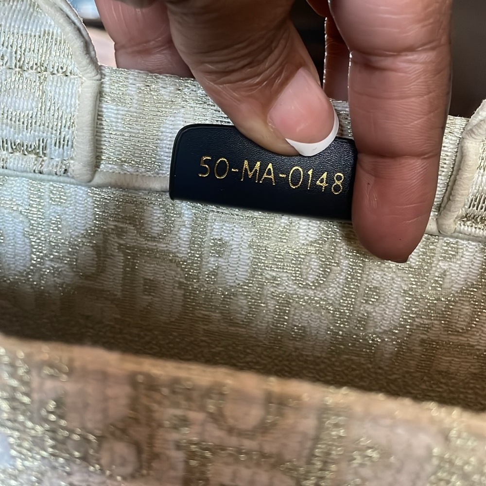 💕Vintage Dior Cream and Gold Mini Tote Bag with Structured Design - Picture 14 of 15